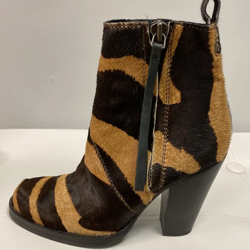Acne Studios Boot/Booties Colt Pony Printed Calf Hair Brown/Tan Pattern - Picture 3 of 6